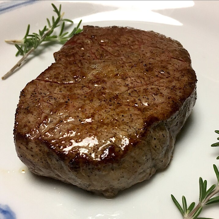 本格 ステーキの焼き方 レシピ 作り方 By ニャンコーヒー 楽天レシピ 本格 ステーキの焼き方 レシピ 作り方 By ニャンコーヒー 楽天レシピ